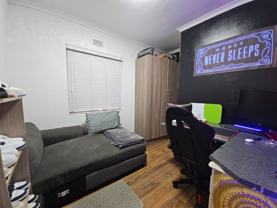 2 Bedroom Property for Sale in Ottery Western Cape